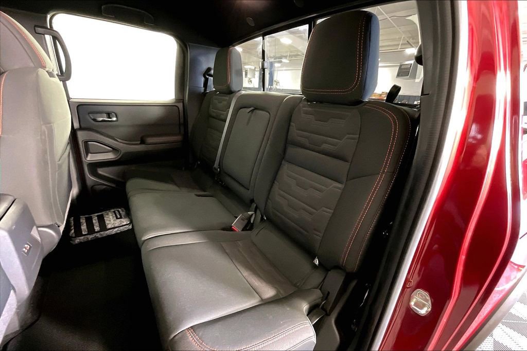 Used 2022 Nissan Frontier PRO-4X w/ Technology Package image 35