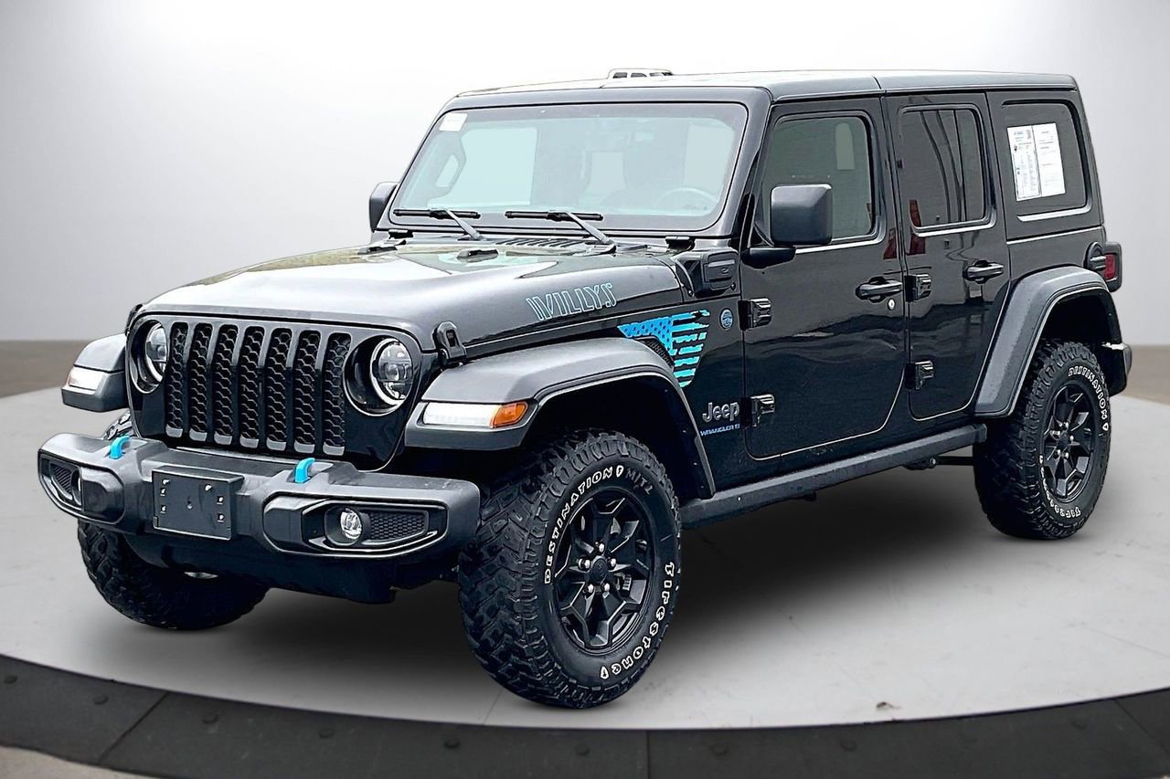 Certified 2023 Jeep Wrangler Unlimited w/ Cold Weather Group image 4