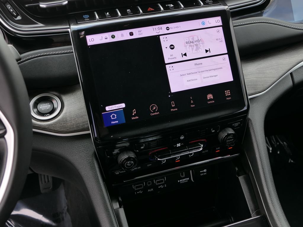 Used 2023 Jeep Grand Cherokee 4WD 4xe image 17