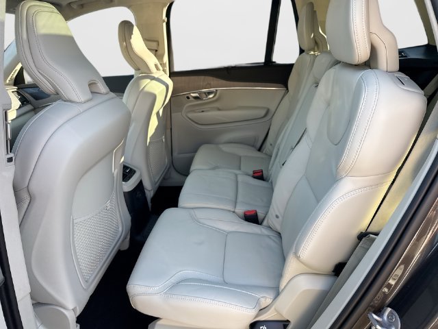 Certified 2024 Volvo XC90 T8 Ultimate w/ Lounge Package AWD/4WD image 30