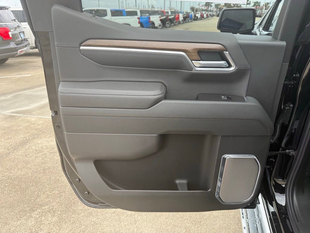 New 2026 Chevrolet Silverado 1500 High Country w/ Technology Package image 28