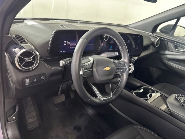 Used 2024 Chevrolet Blazer EV LT image 13