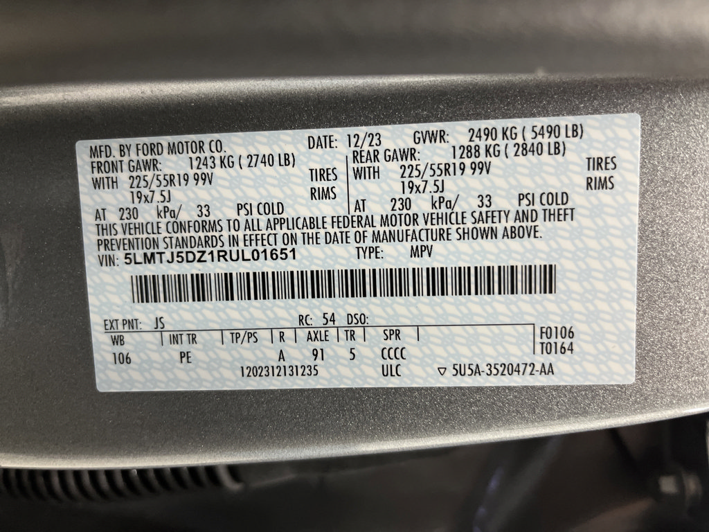 Used 2024 Lincoln Corsair Grand Touring w/ Equipment Group 301A AWD/4WD image 40