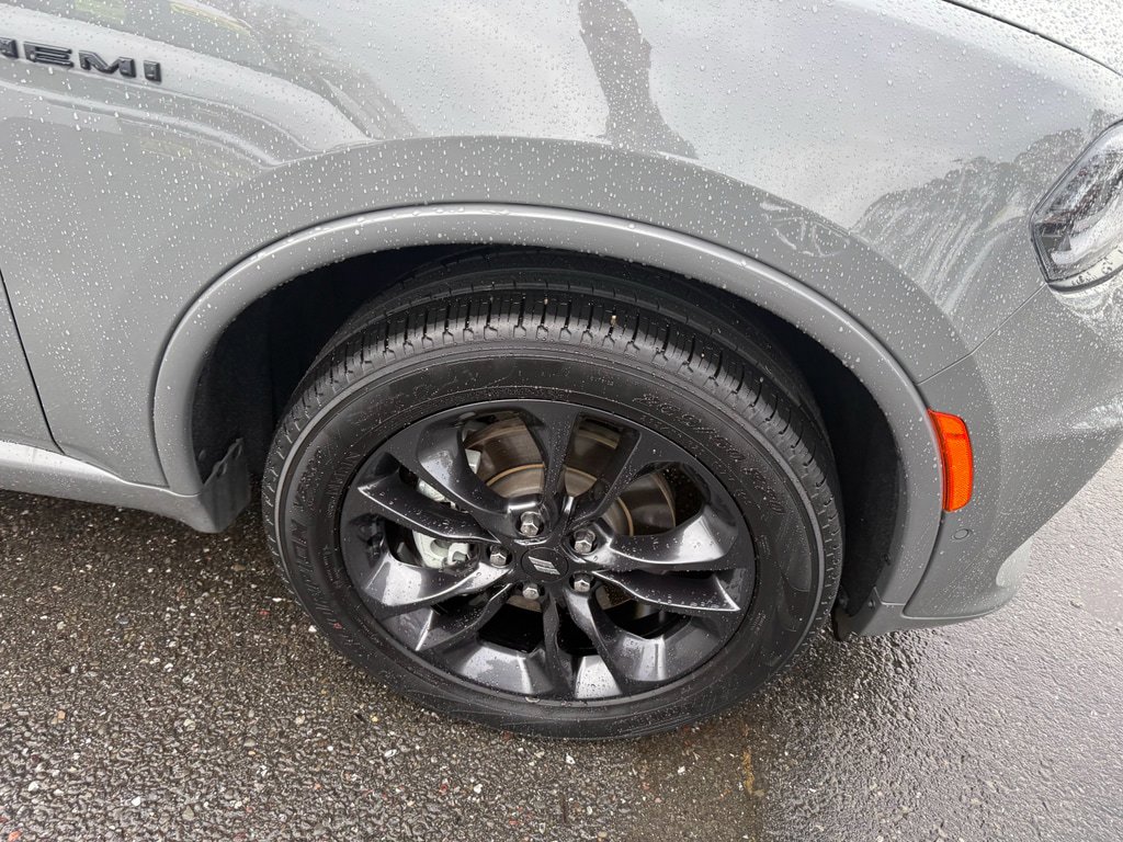 Used 2024 Dodge Durango R/T w/ Blacktop Package AWD/4WD image 4