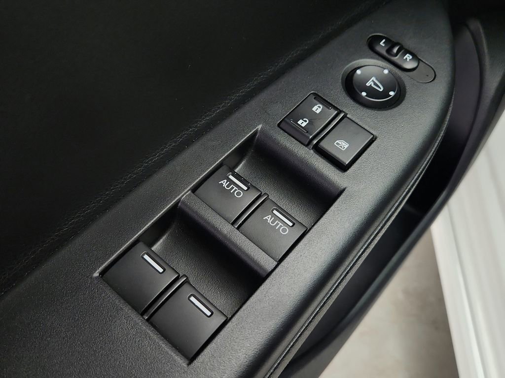 Used 2017 Honda Accord Touring image 19