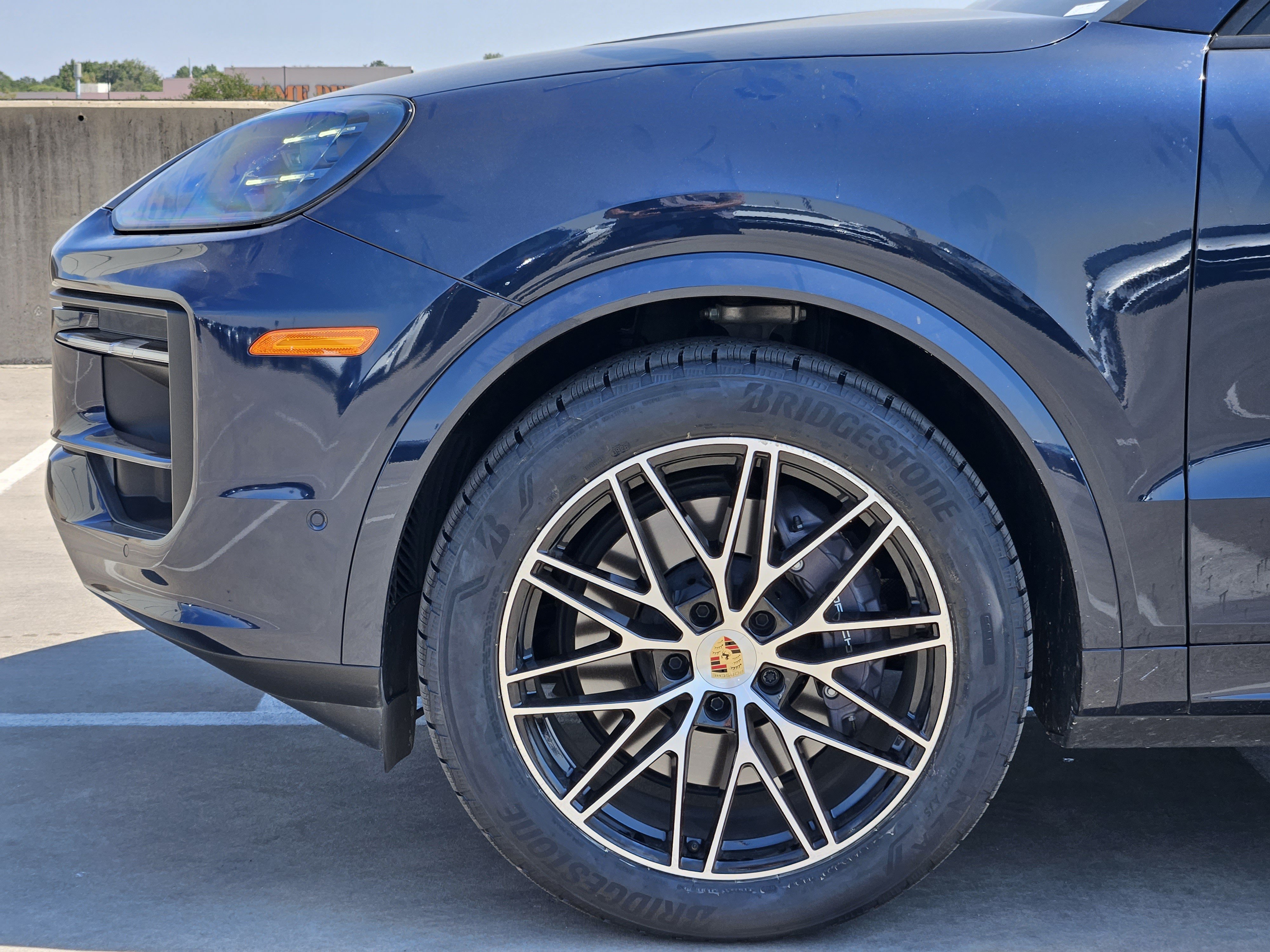 Certified 2024 Porsche Cayenne AWD/4WD image 13