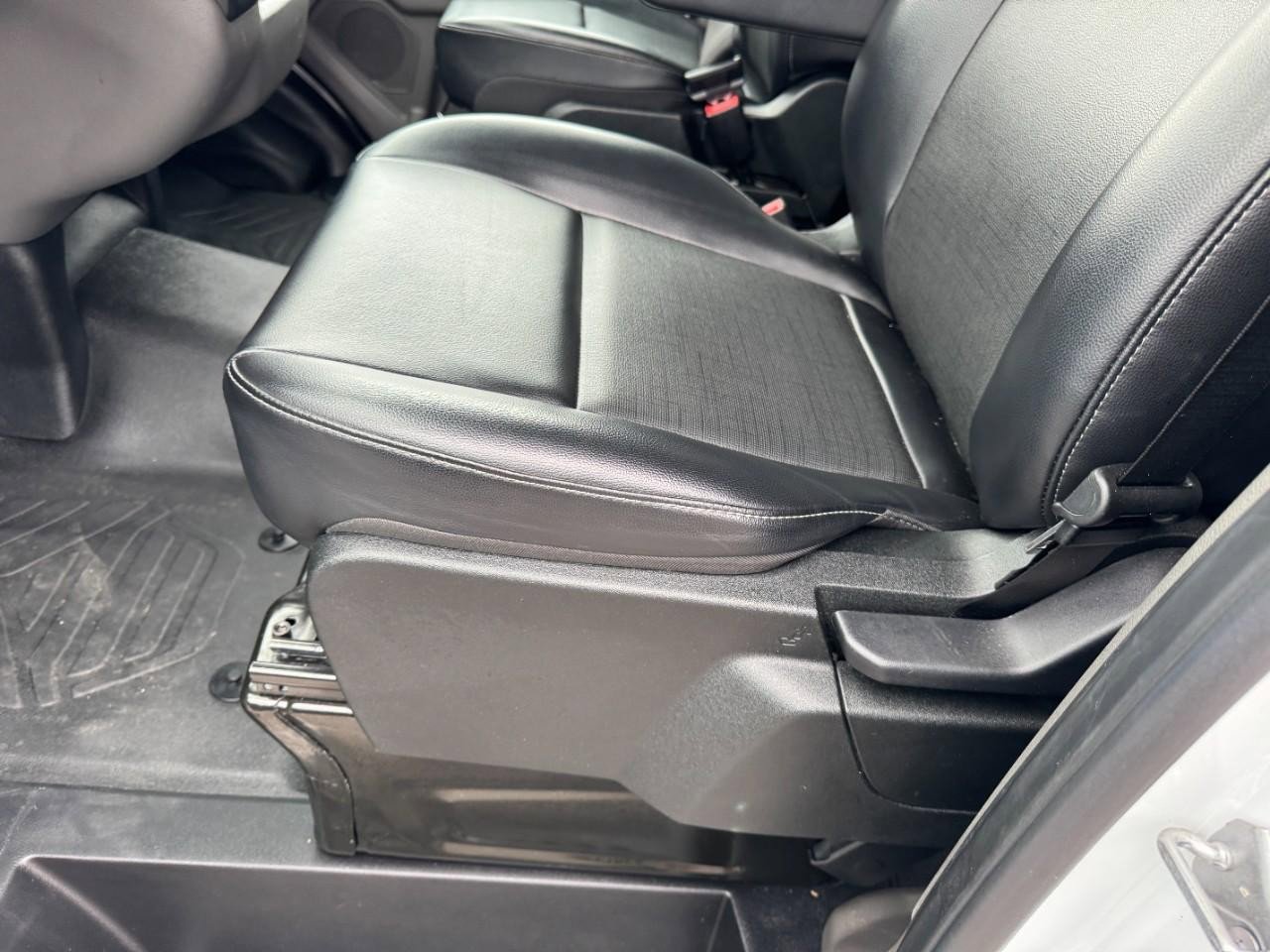 Used 2025 Ford Transit 350 XL image 13