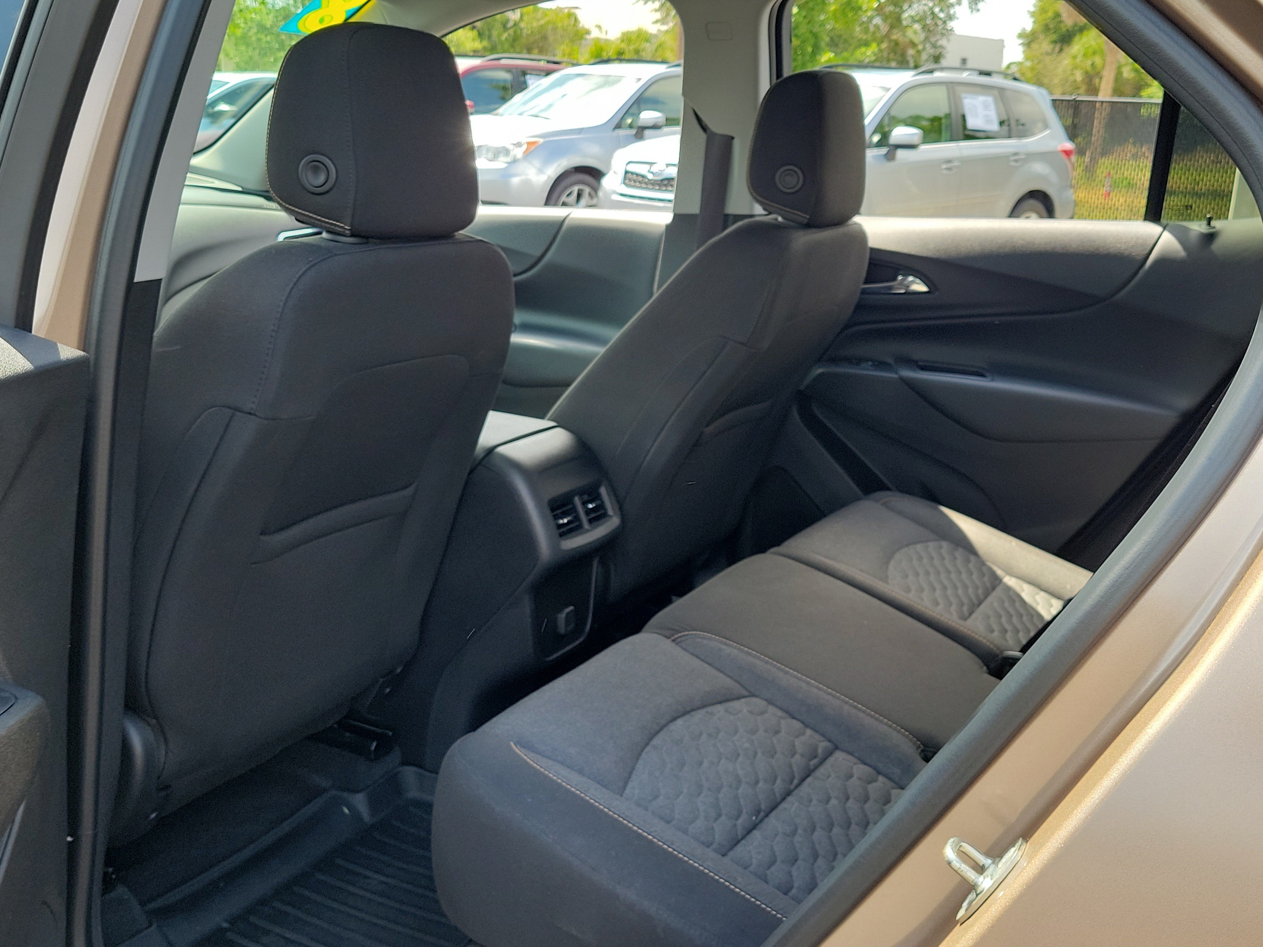 Used 2018 Chevrolet Equinox LT FWD image 14