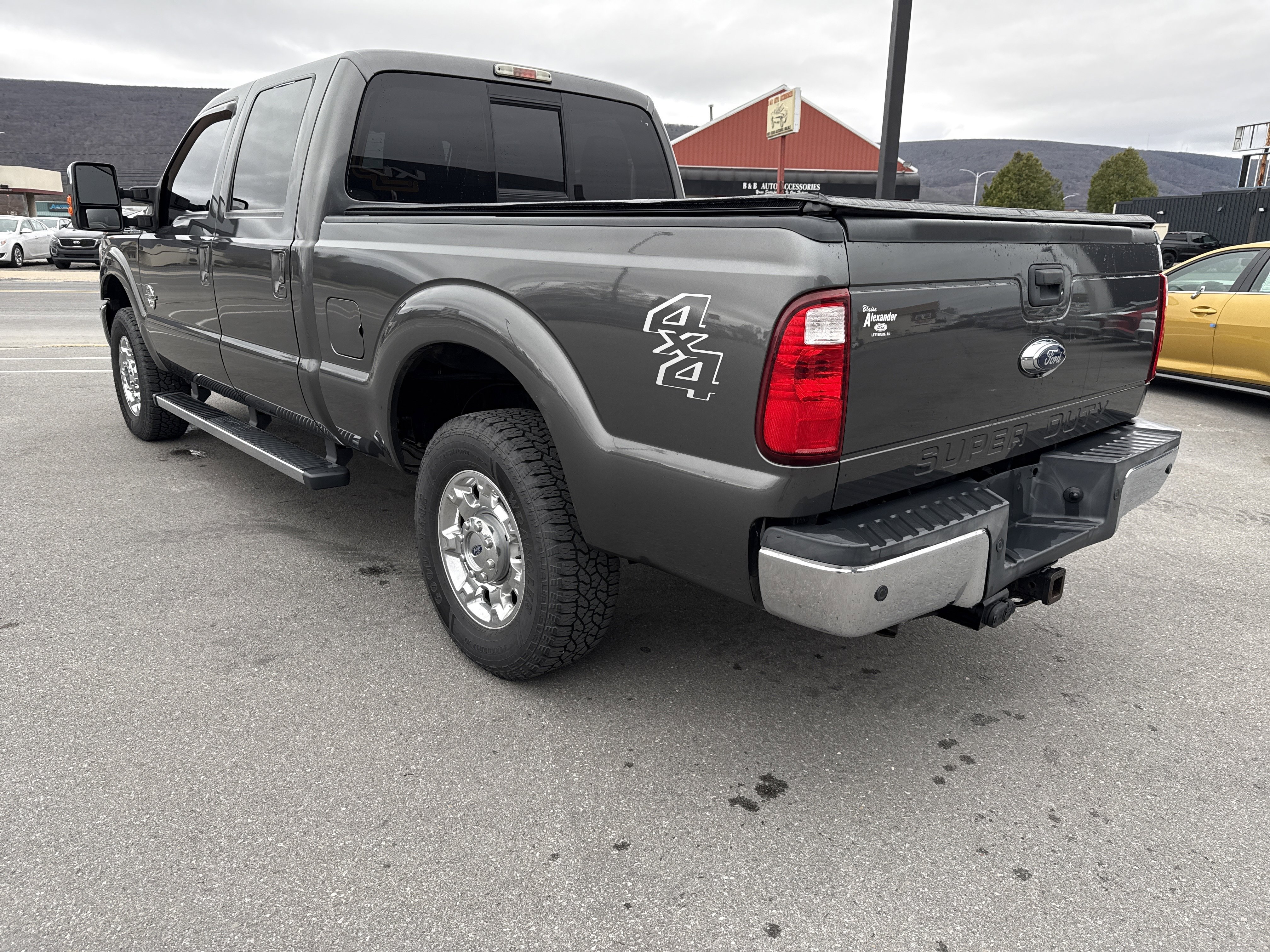 Used 2015 Ford F250 Lariat w/ Chrome Package image 6