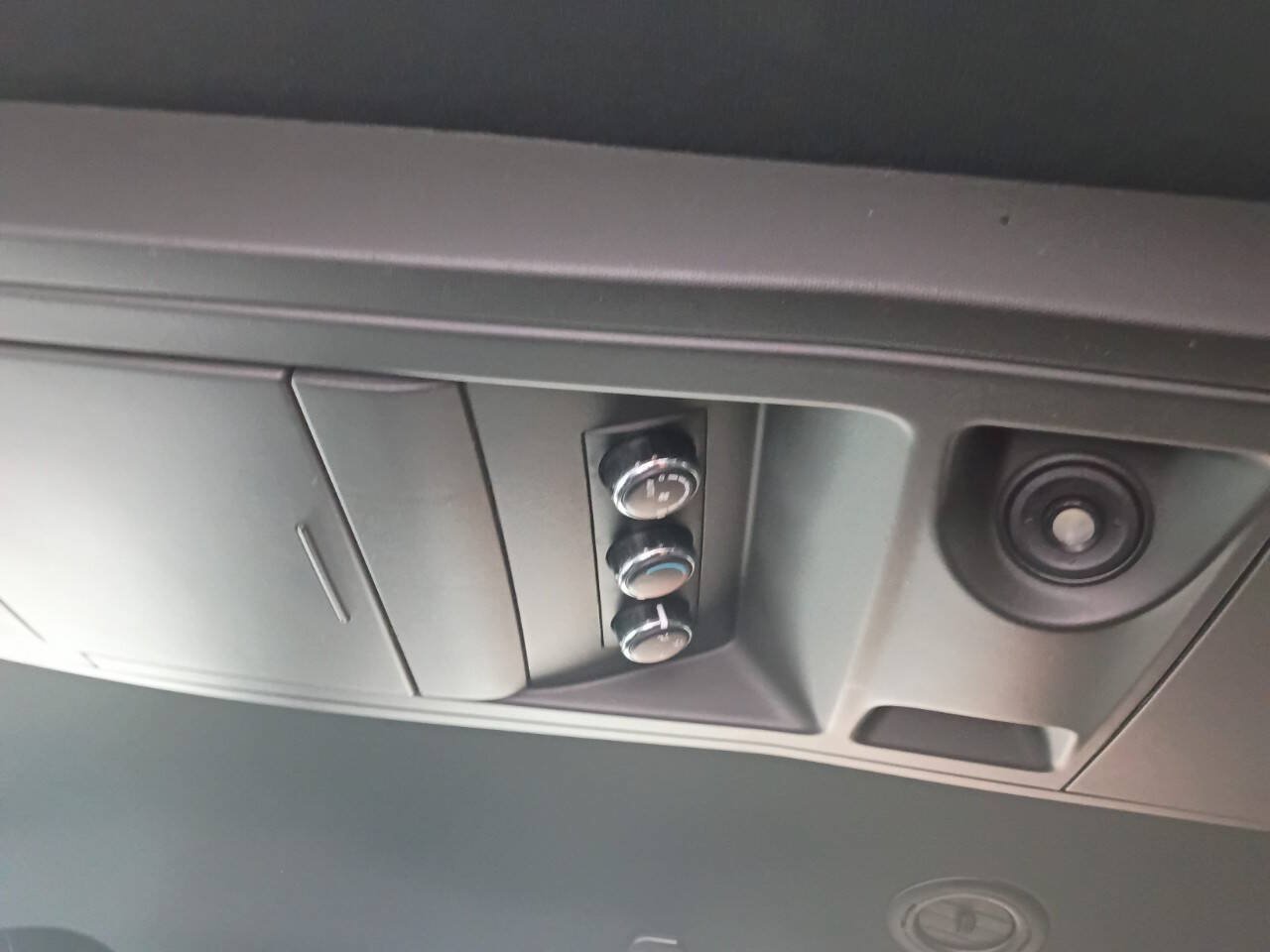 Used 2018 Dodge Grand Caravan GT FWD image 13