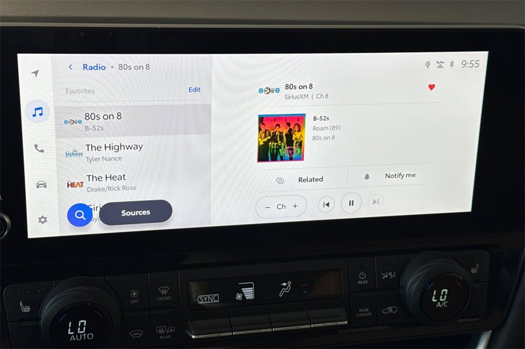 Used 2024 Toyota Grand Highlander XLE image 22