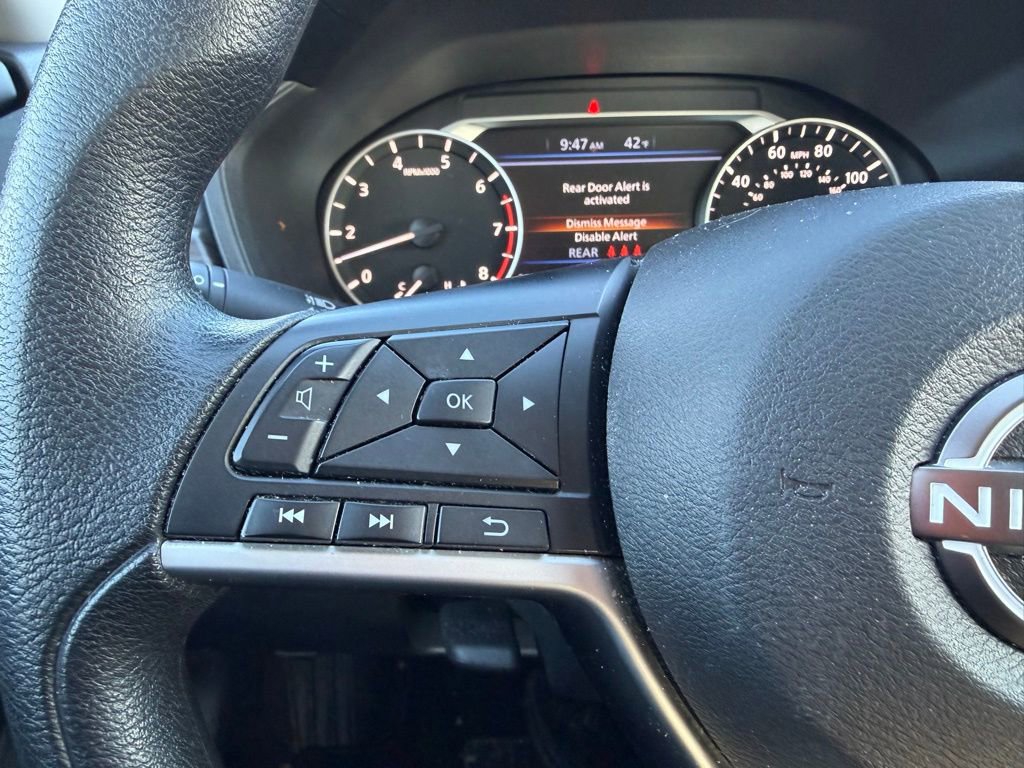 Used 2024 Nissan Altima 2.5 SV image 13