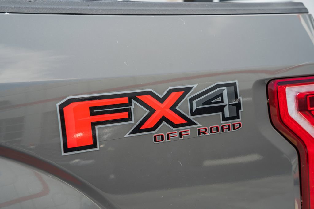 Used 2018 Ford F150 XLT w/ Equipment Group 302A Luxury AWD/4WD image 27