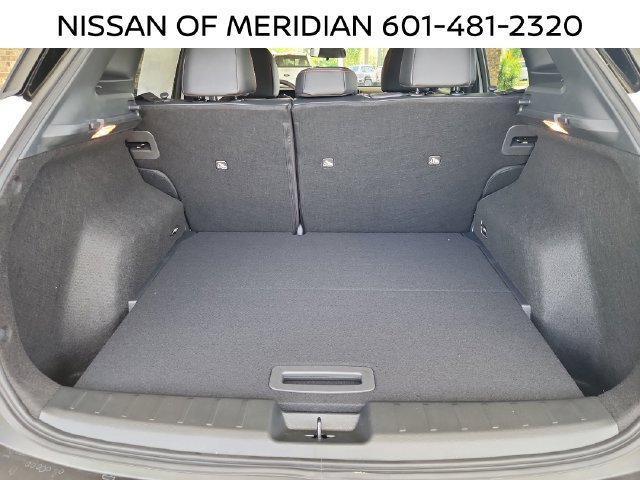 New 2026 Nissan Kicks SR w/ Cold Weather Package FWD image 20