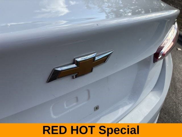 Used 2021 Chevrolet Malibu LT image 48