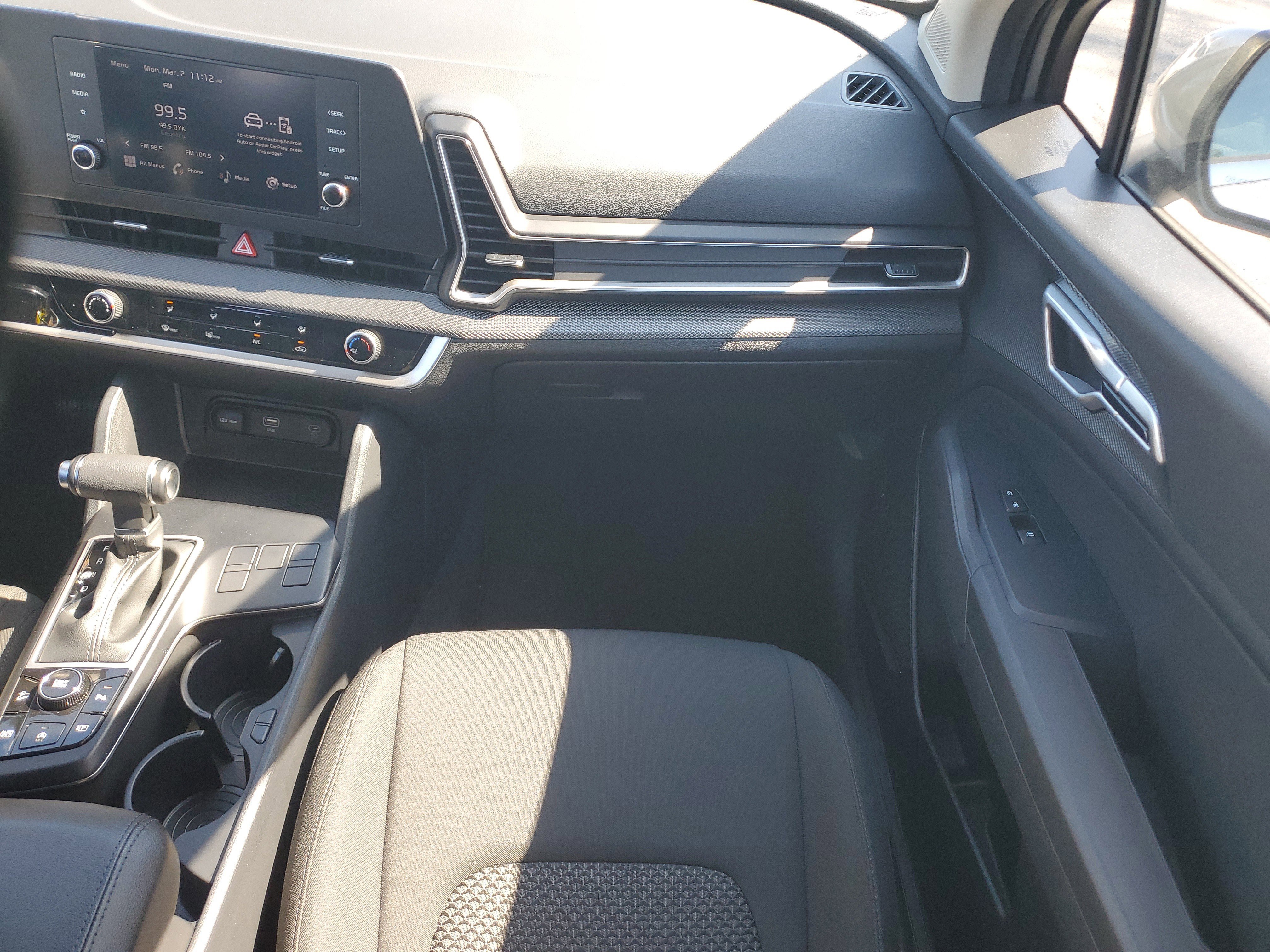 Used 2024 Kia Sportage LX image 19