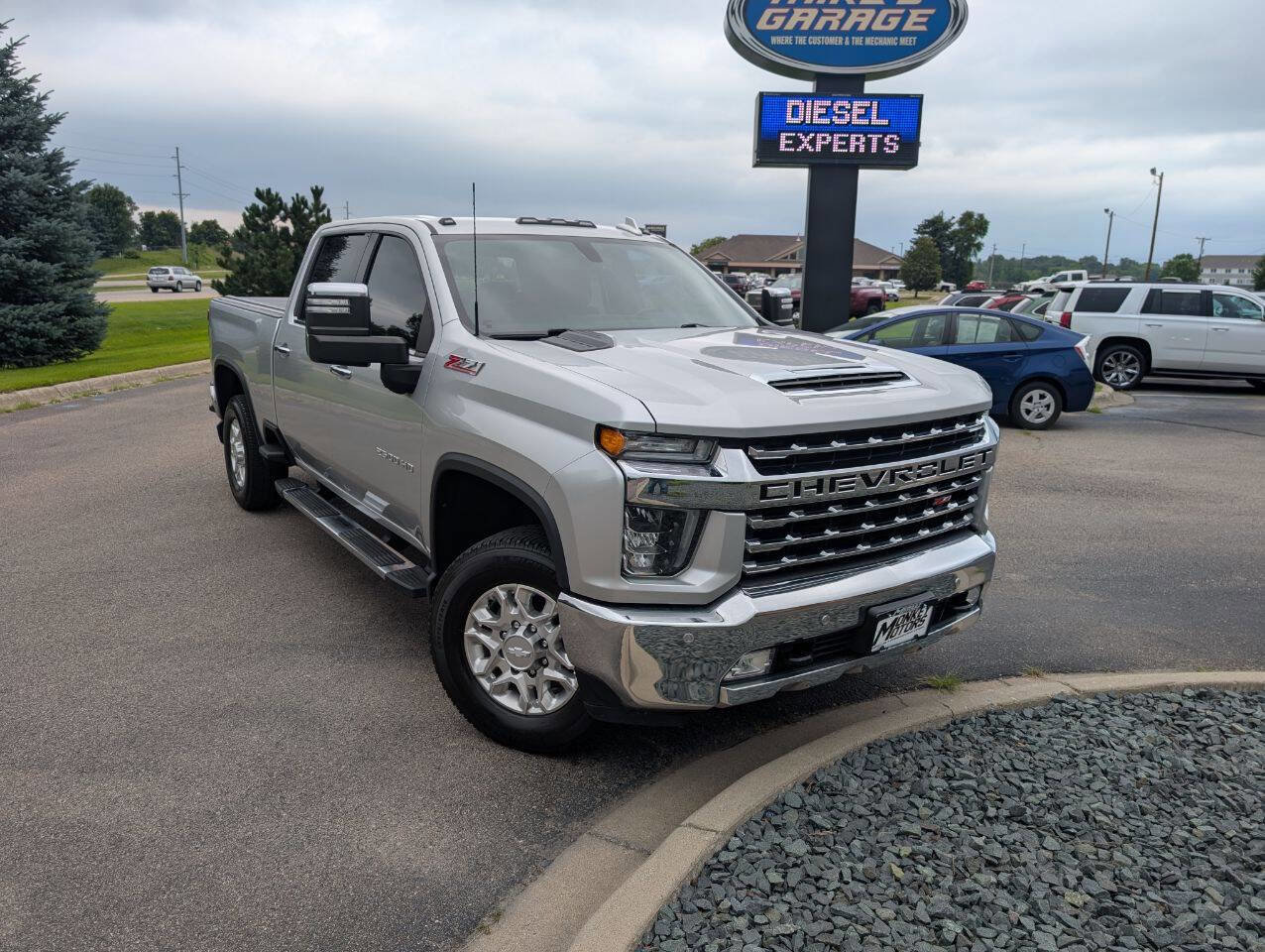 Used 2020 Chevrolet Silverado 2500 LTZ w/ LTZ Plus Package image 2