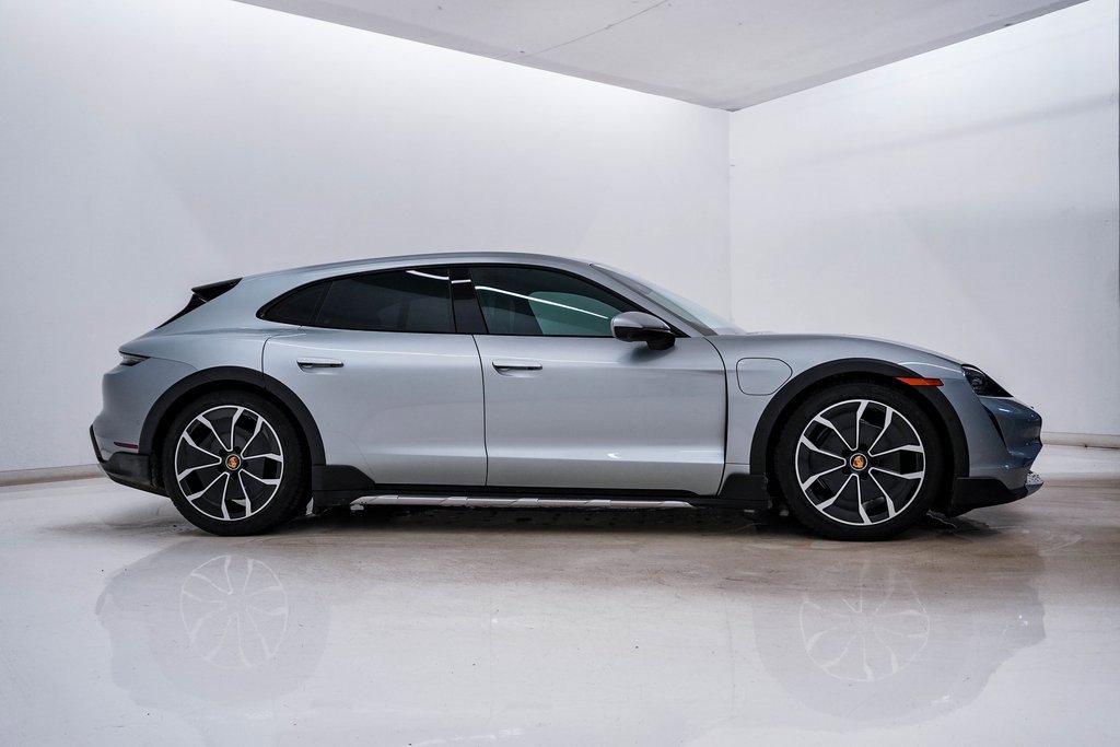 Certified 2024 Porsche Taycan 4 Cross Turismo w/ Premium Package image 9