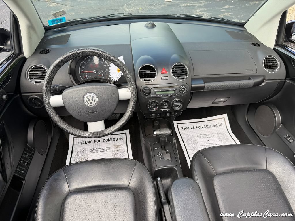 Used 2008 Volkswagen Beetle S FWD image 25