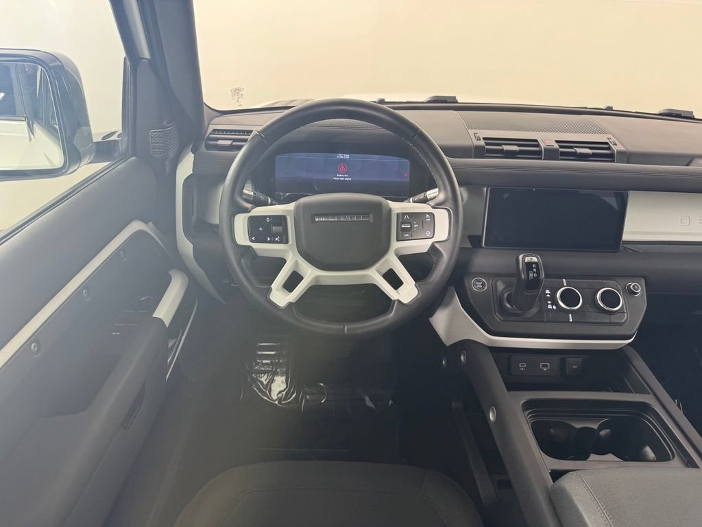 Used 2022 Land Rover Defender 110 AWD/4WD image 9