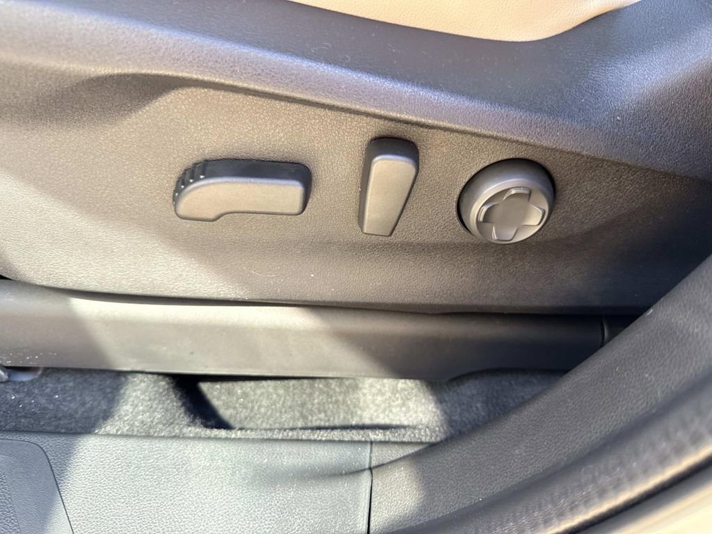 New 2025 Subaru Ascent Limited image 24