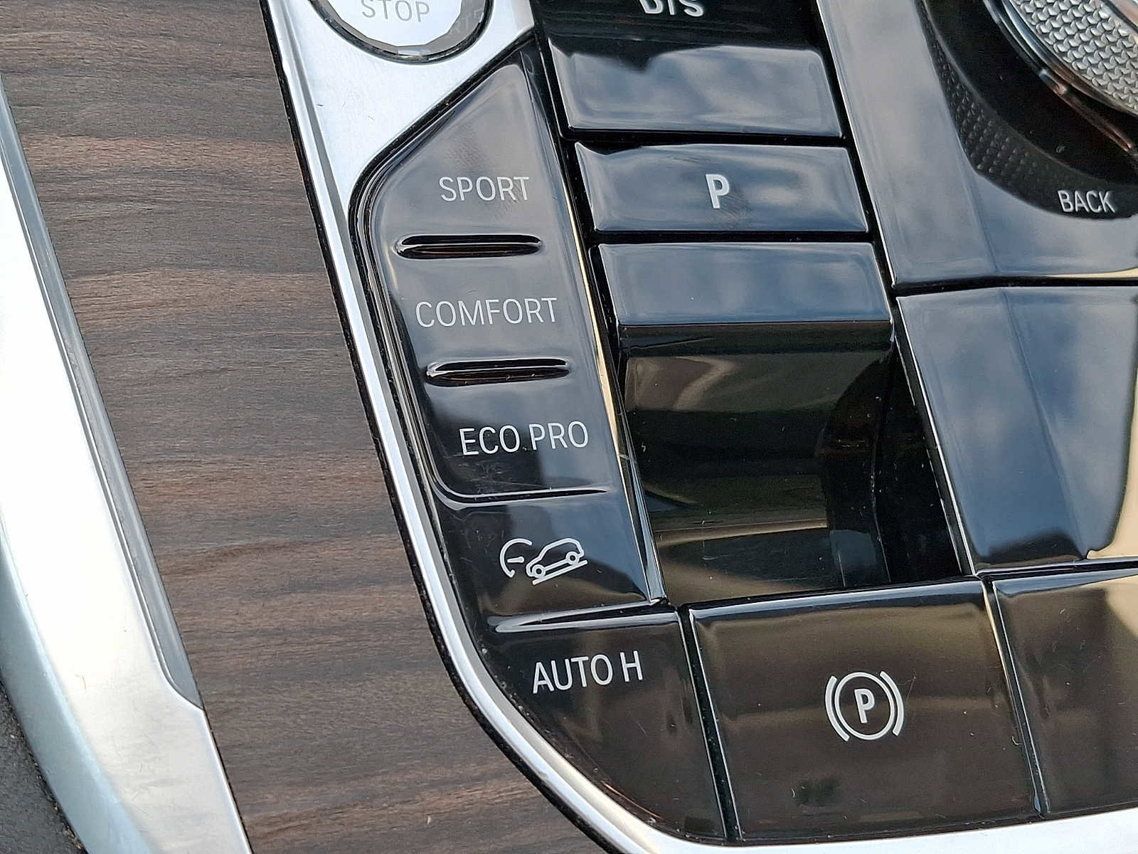 Used 2023 BMW X7 xDrive40i w/ Premium Package image 20