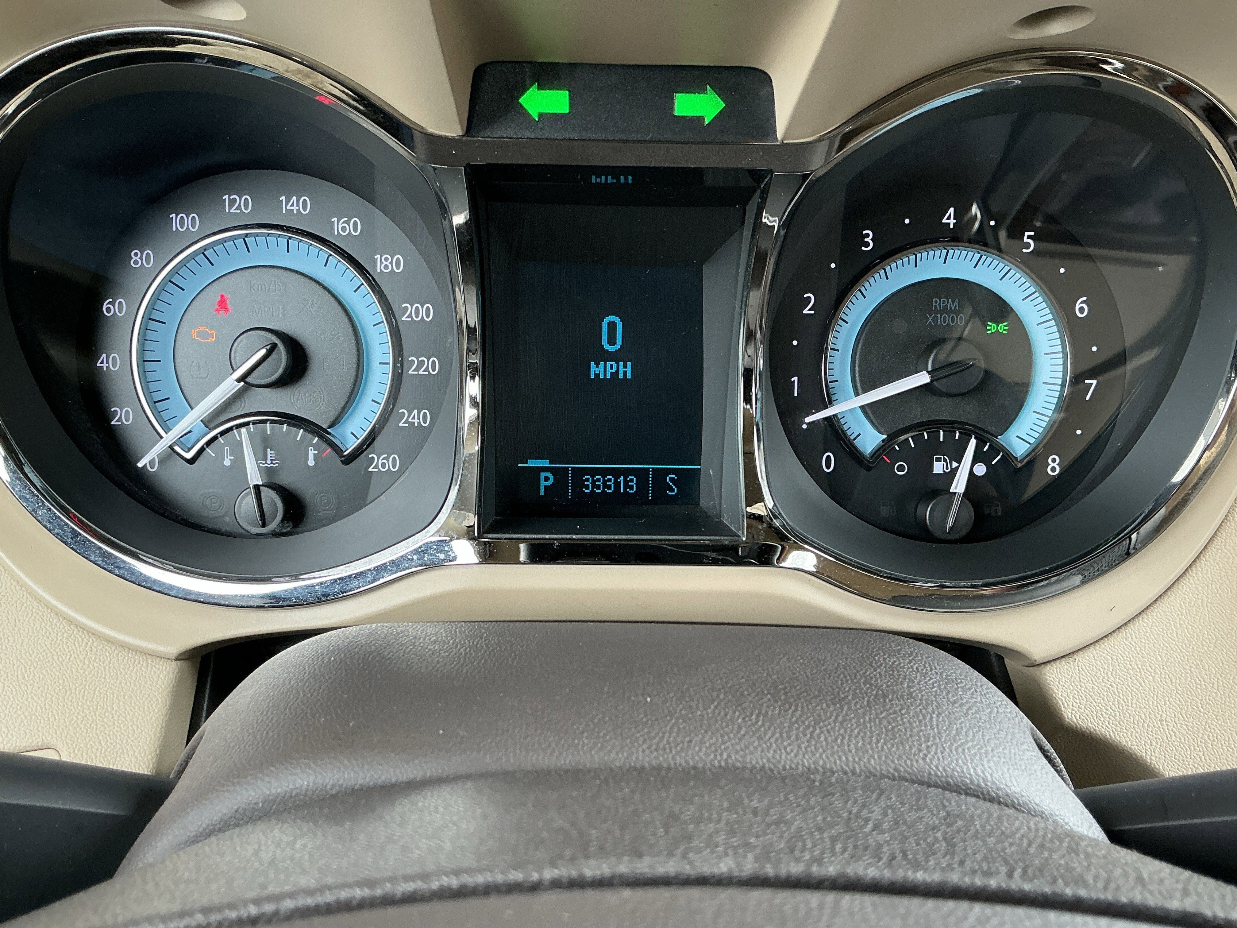 Used 2010 Buick LaCrosse CX image 8