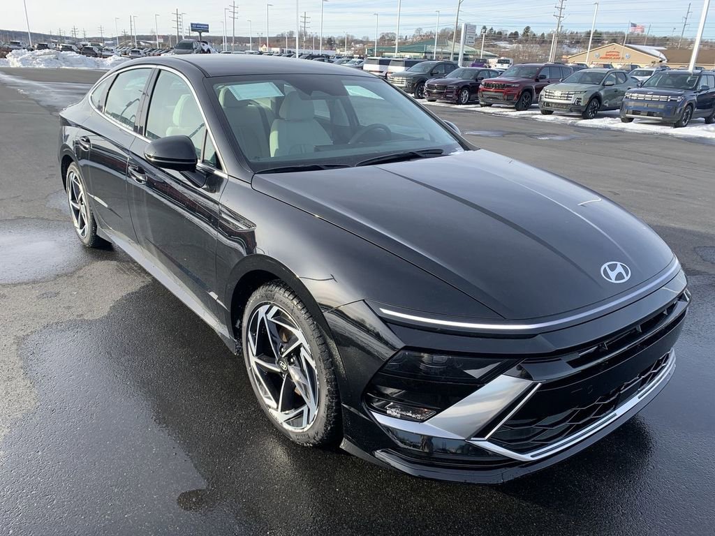 New 2026 Hyundai Sonata SEL AWD/4WD image 1