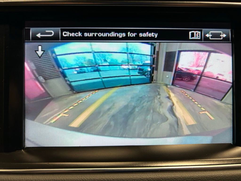 Used 2014 Land Rover Range Rover Sport HSE image 22