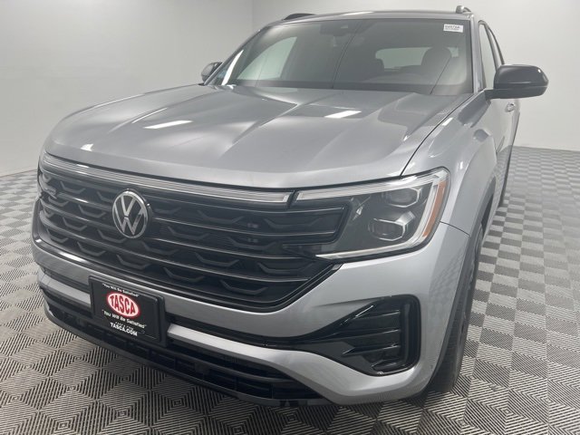 Used 2025 Volkswagen Atlas Cross Sport SEL R-Line