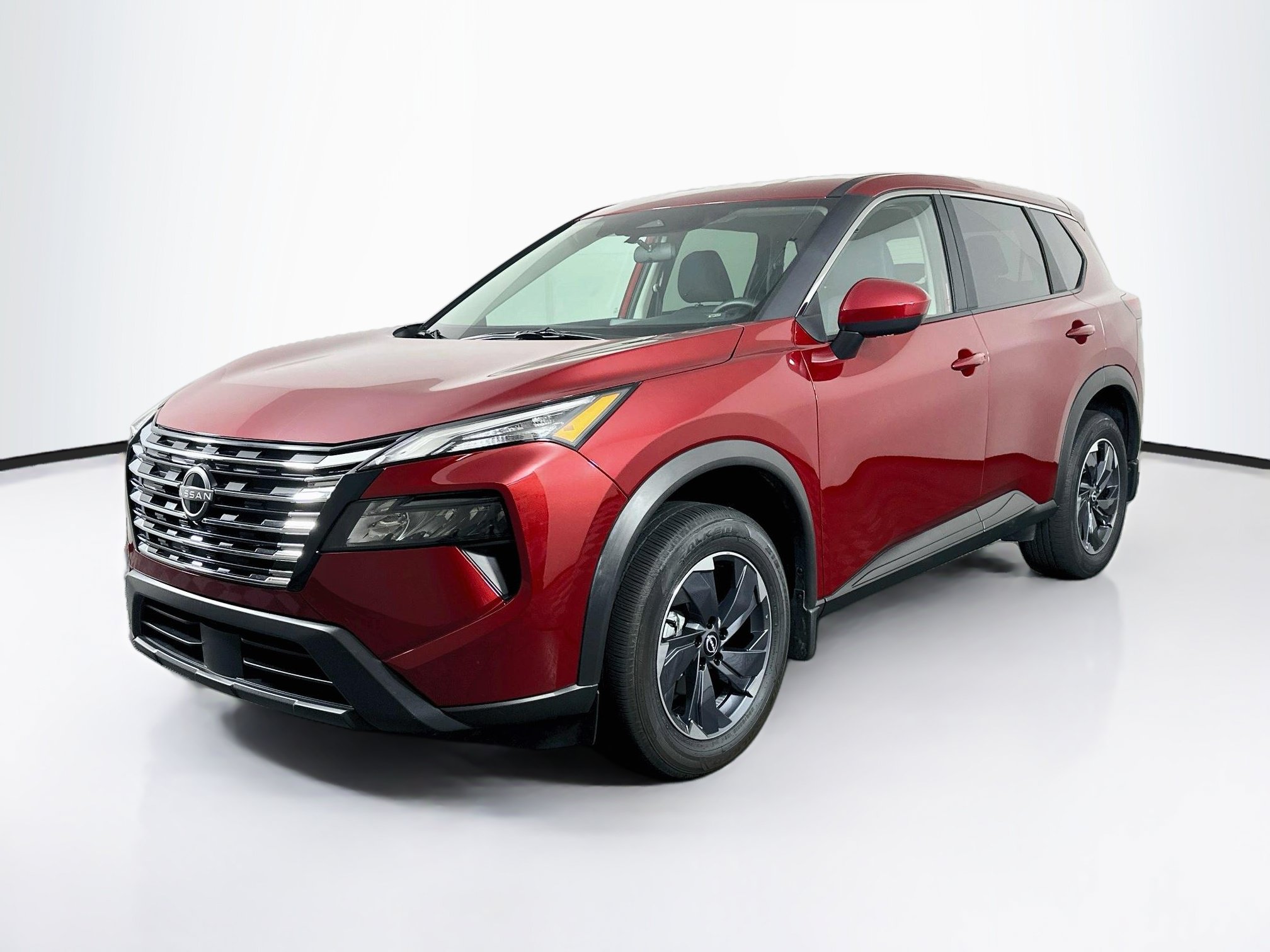 Used 2026 Nissan Rogue SV FWD image 3