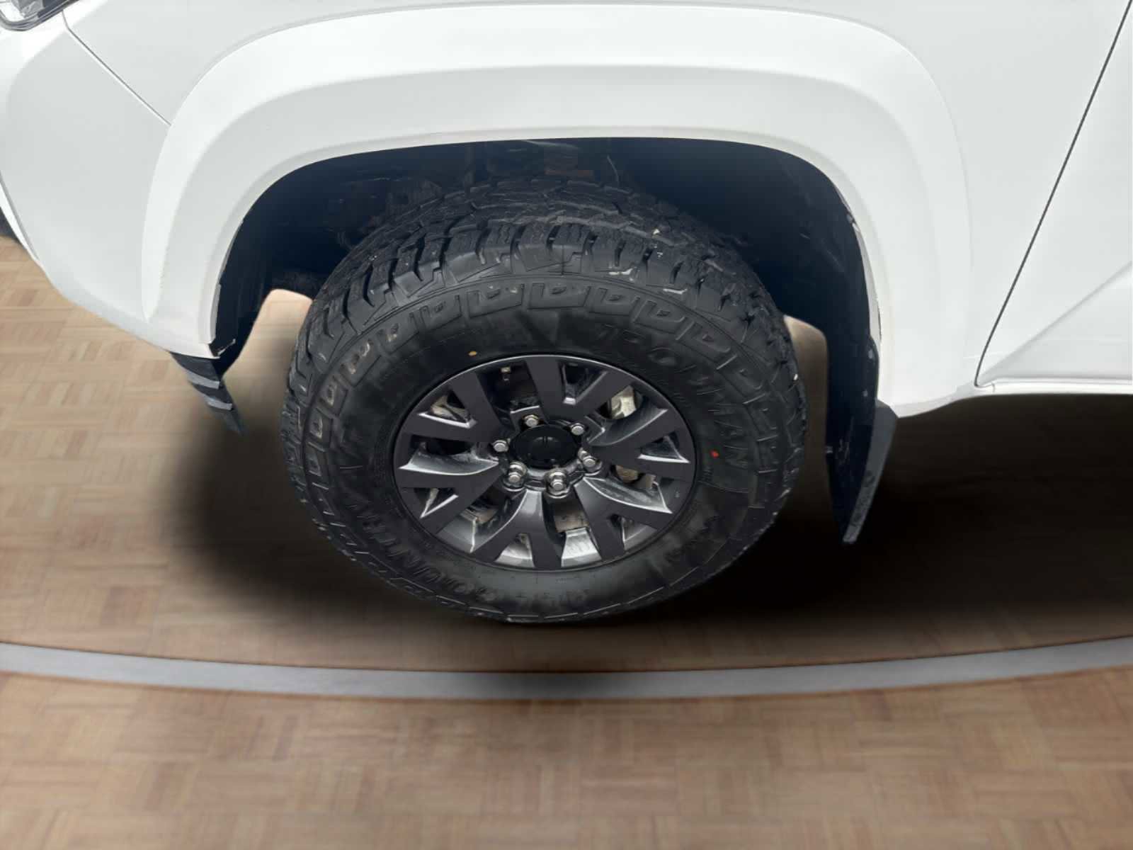 Used 2020 Toyota Tacoma SR5 AWD/4WD image 31