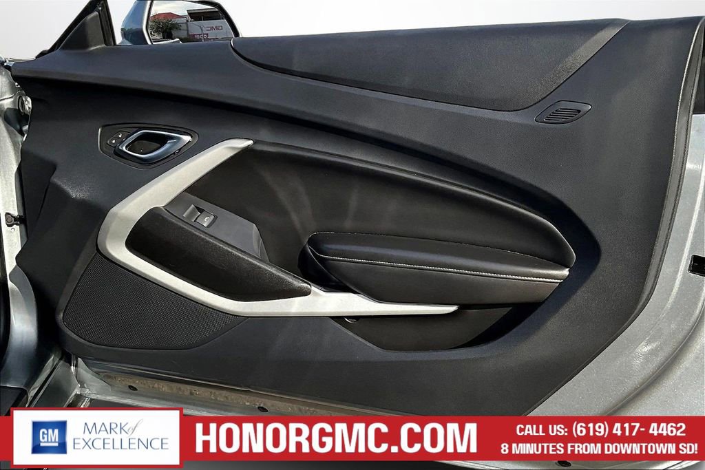 Used 2023 Chevrolet Camaro LT image 27