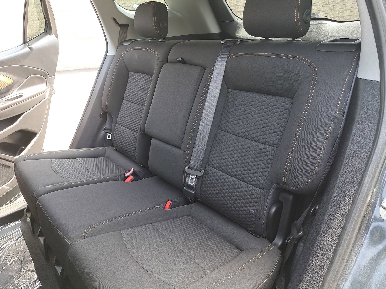 Used 2018 GMC Terrain SLE w/ Driver Convenience Package FWD image 13