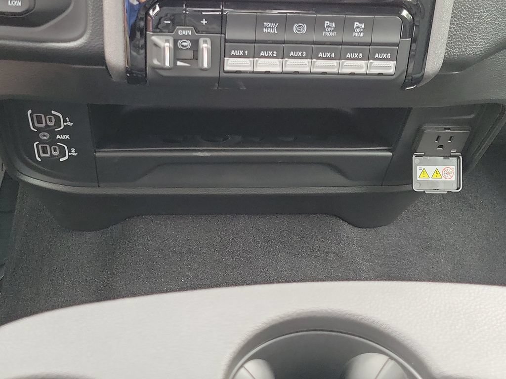 New 2026 RAM 2500 Tradesman AWD/4WD image 25