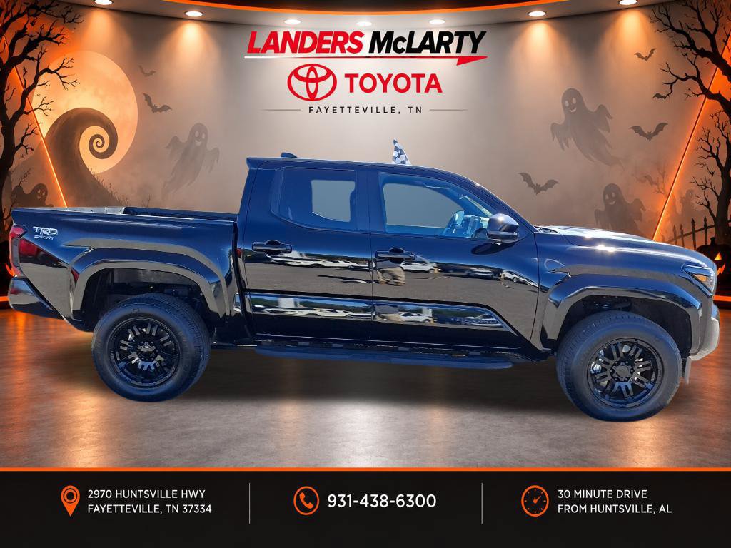 Used 2024 Toyota Tacoma TRD Sport RWD image 2