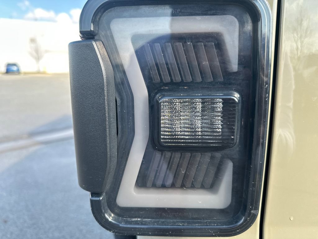 Used 2020 Jeep Gladiator Sport image 36