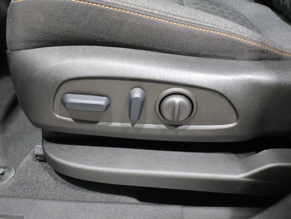 Used 2022 Chevrolet Equinox LT AWD/4WD image 13
