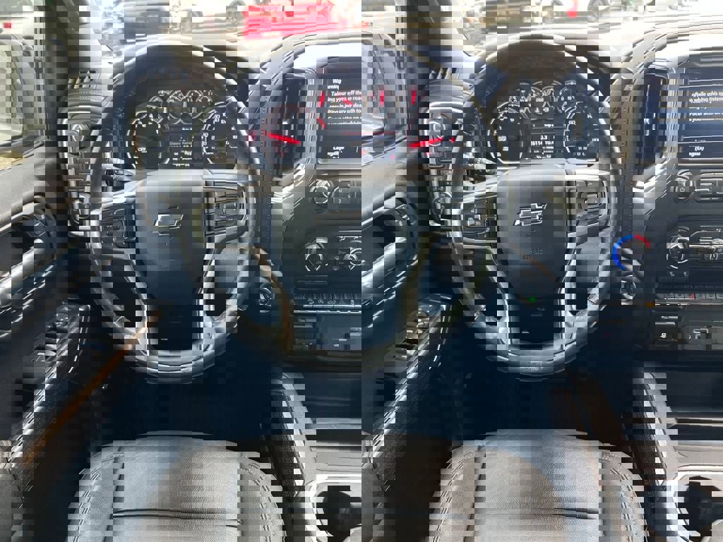 Used 2021 Chevrolet Silverado 1500 LT Trail Boss w/ Convenience Package II image 17