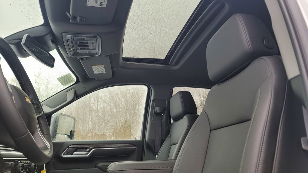 New 2025 Chevrolet Silverado 2500 LTZ w/ LTZ Convenience Package image 24