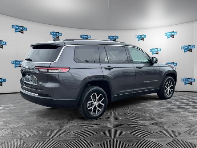 Used 2023 Jeep Grand Cherokee L Limited w/ Trailer Tow Group (B) AWD/4WD image 6