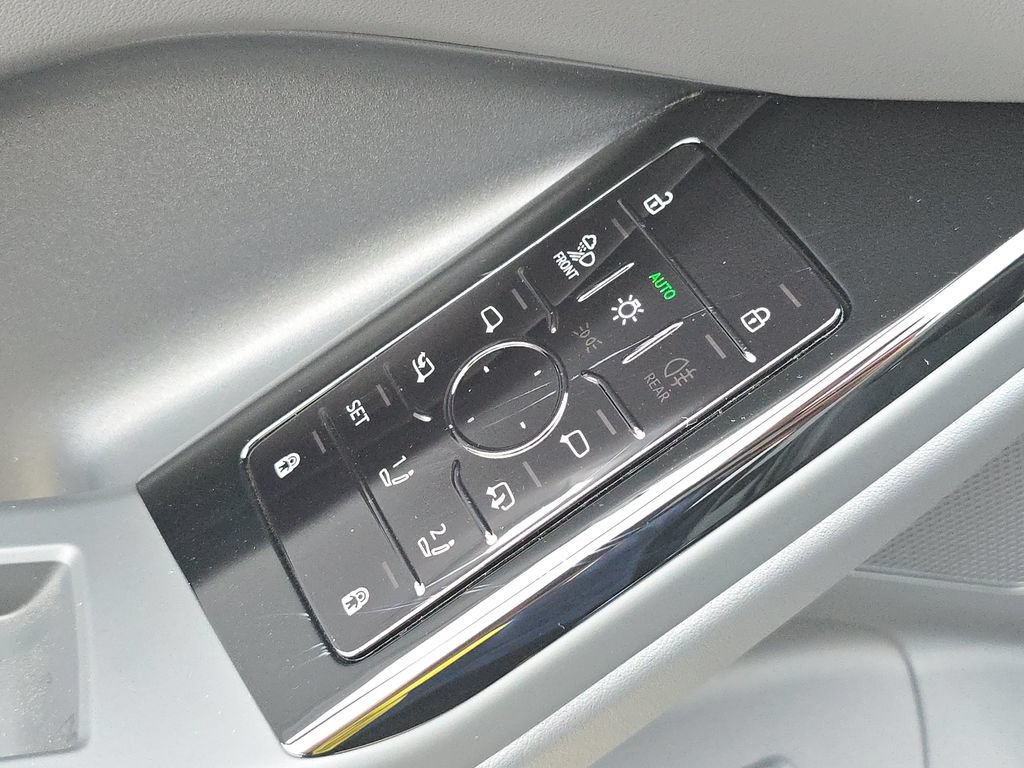New 2027 Audi Q6 e-tron Premium Plus AWD/4WD image 29