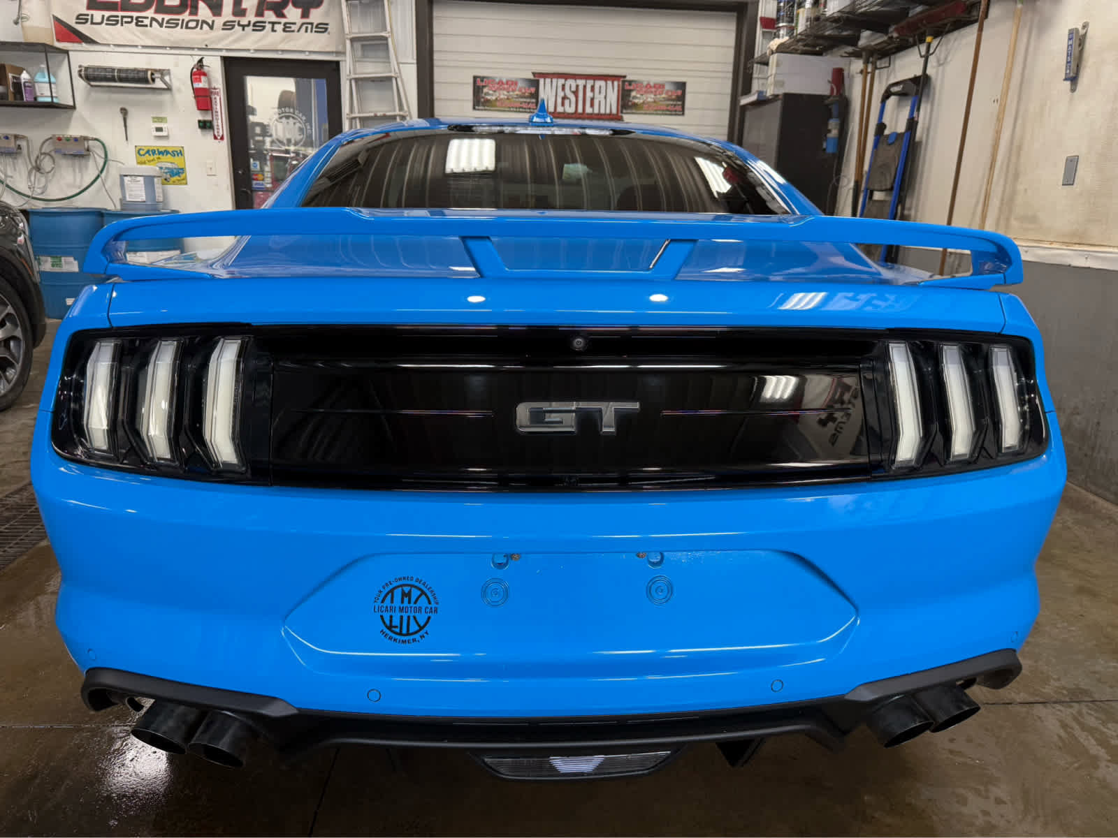 Used 2022 Ford Mustang GT w/ GT Performance Package RWD image 5
