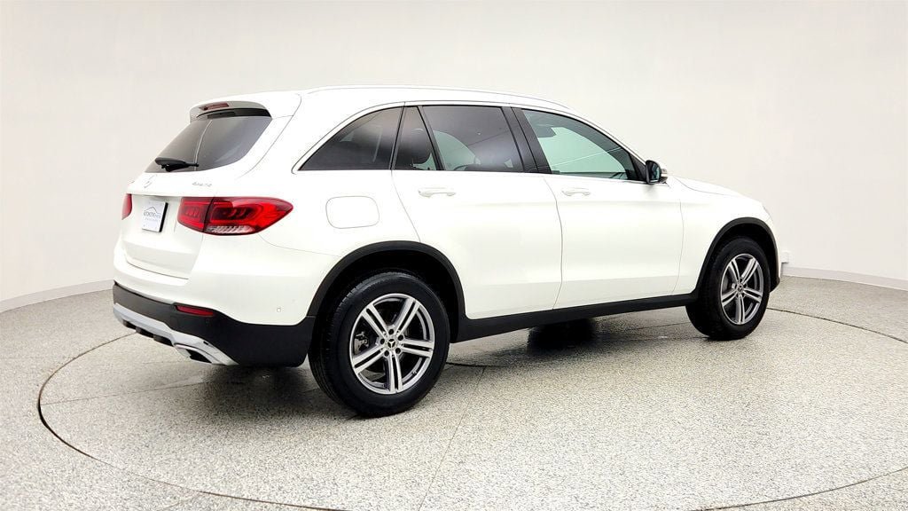 Used 2022 Mercedes-Benz GLC 300 4MATIC w/ Multimedia Package Lite image 5