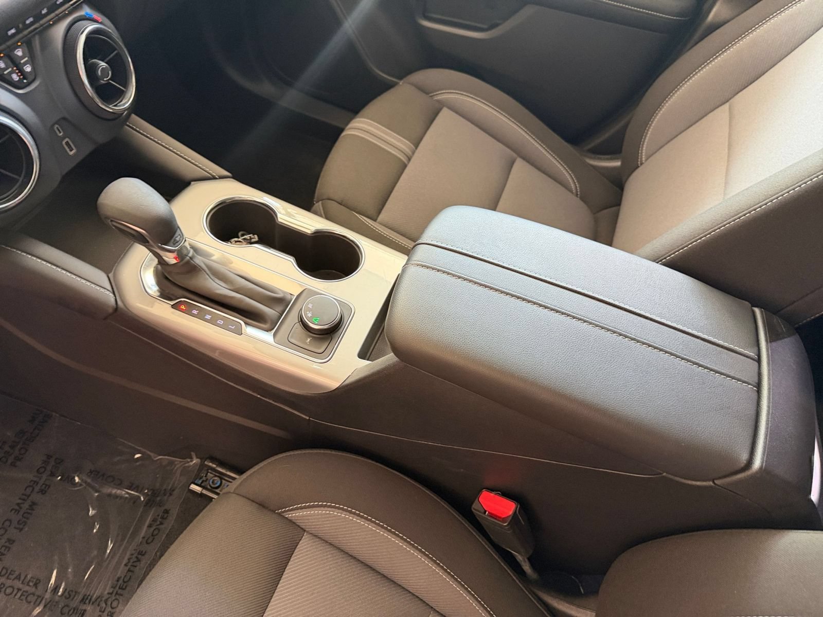 Used 2025 Chevrolet Blazer LT FWD image 36