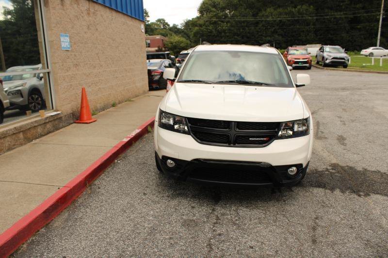 Used 2019 Dodge Journey Crossroad FWD image 2