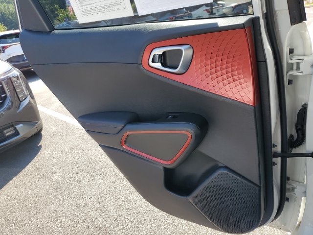 Used 2025 Kia Soul GT-Line FWD image 19