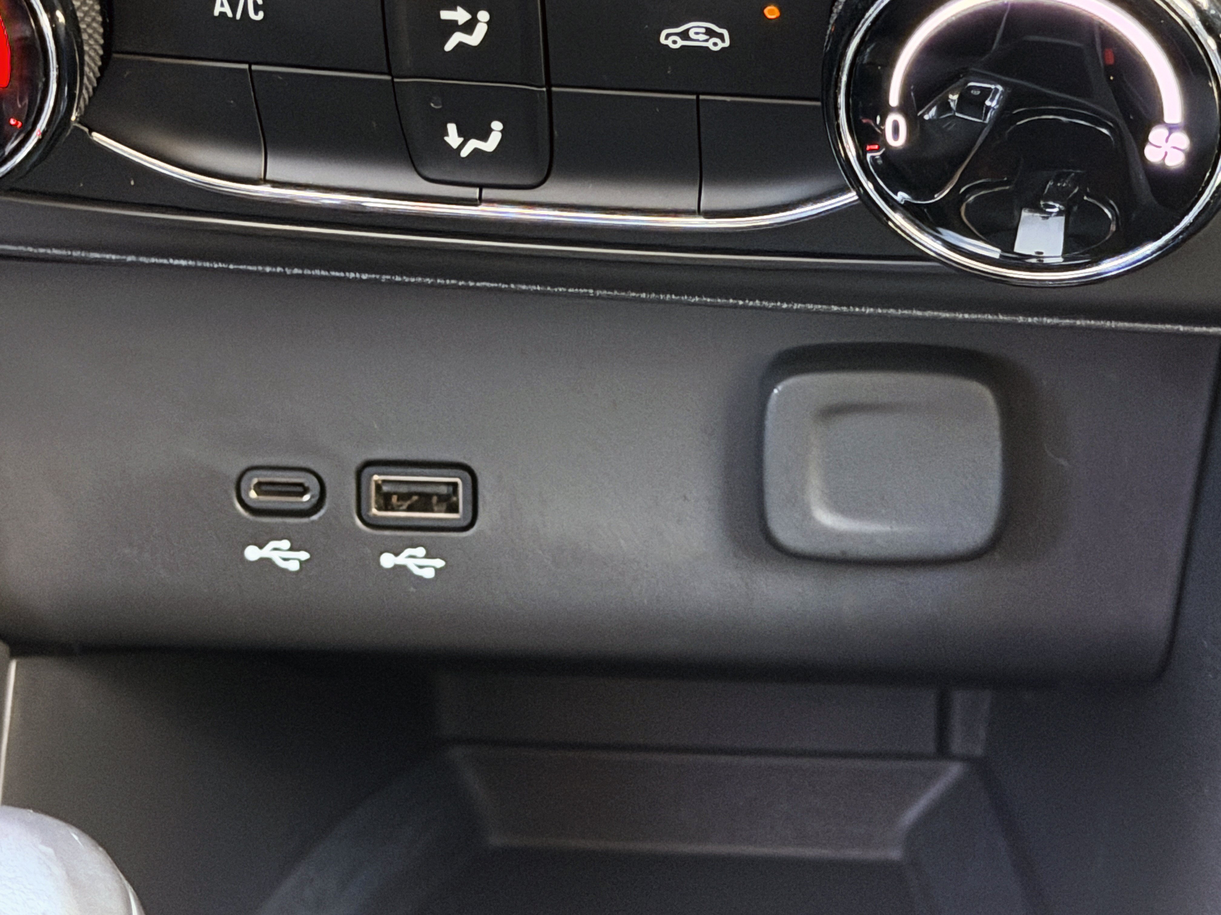 Used 2024 Buick Encore GX Preferred FWD image 21