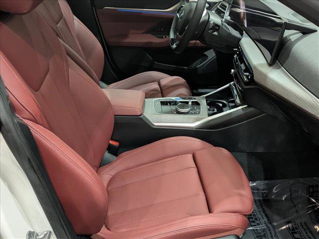 Used 2025 BMW i4 xDrive40i w/ M Sport Package AWD/4WD image 22