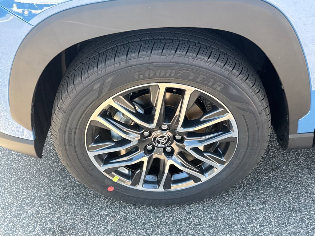 New 2026 Toyota Corolla Cross XLE AWD/4WD image 14